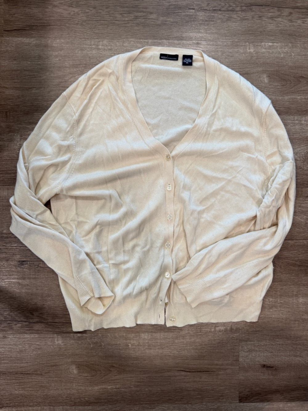 Light Cream V-Neck Button-Front Cashmere & Silk Cardigan Sweater